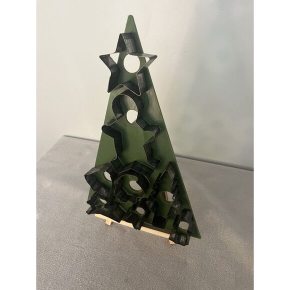 Vintage HOAN Green Christmas Tree Cookie Cutter Stand With 8 Assorted Metal Cutt - Picture 3 of 8